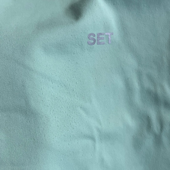 Set Active Outfit Small - Picture 3 of 5